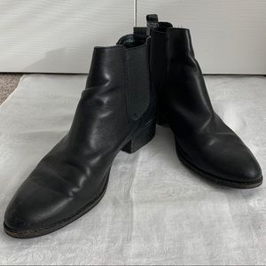 Steve Madden black pull on ankle boots size 11